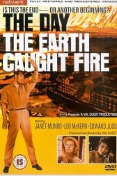 دانلود فیلم The Day the Earth Caught Fire 1961